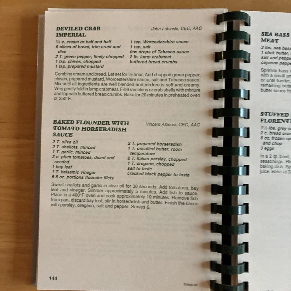 Favorite Recipes By Golden Toque Chefs &Wives 2000 Providence Rhode Island